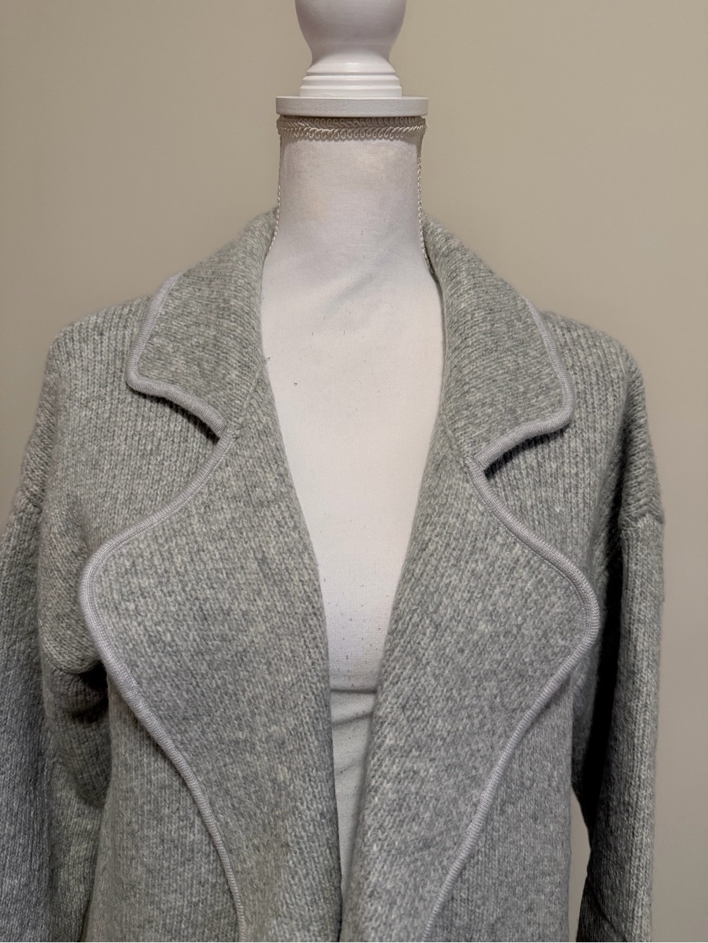 One Grey Day Revolve Relaxed fit Knit Gray Long Cardigan Jacket size medium NWT - Picture 7 of 11